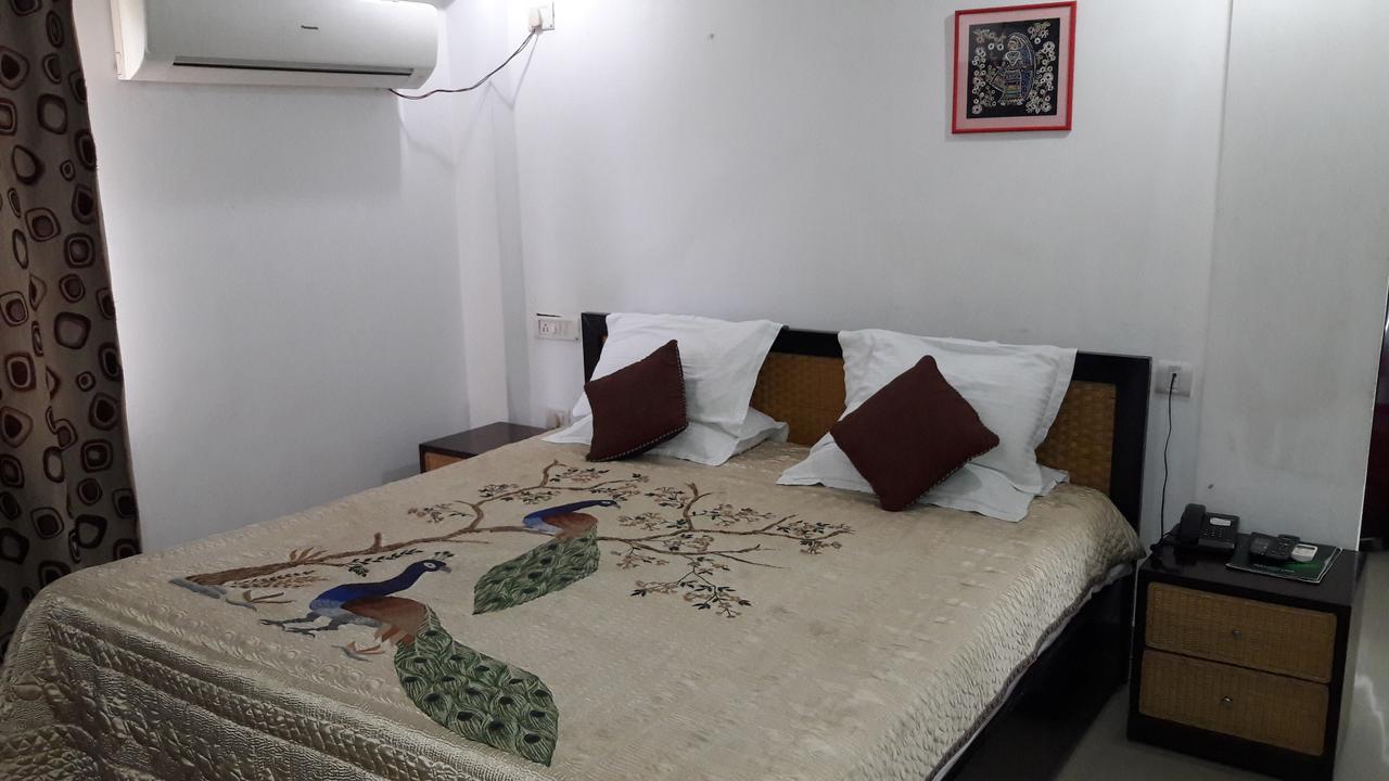 Aroma Residency Hotel Tinsukia Eksteriør billede