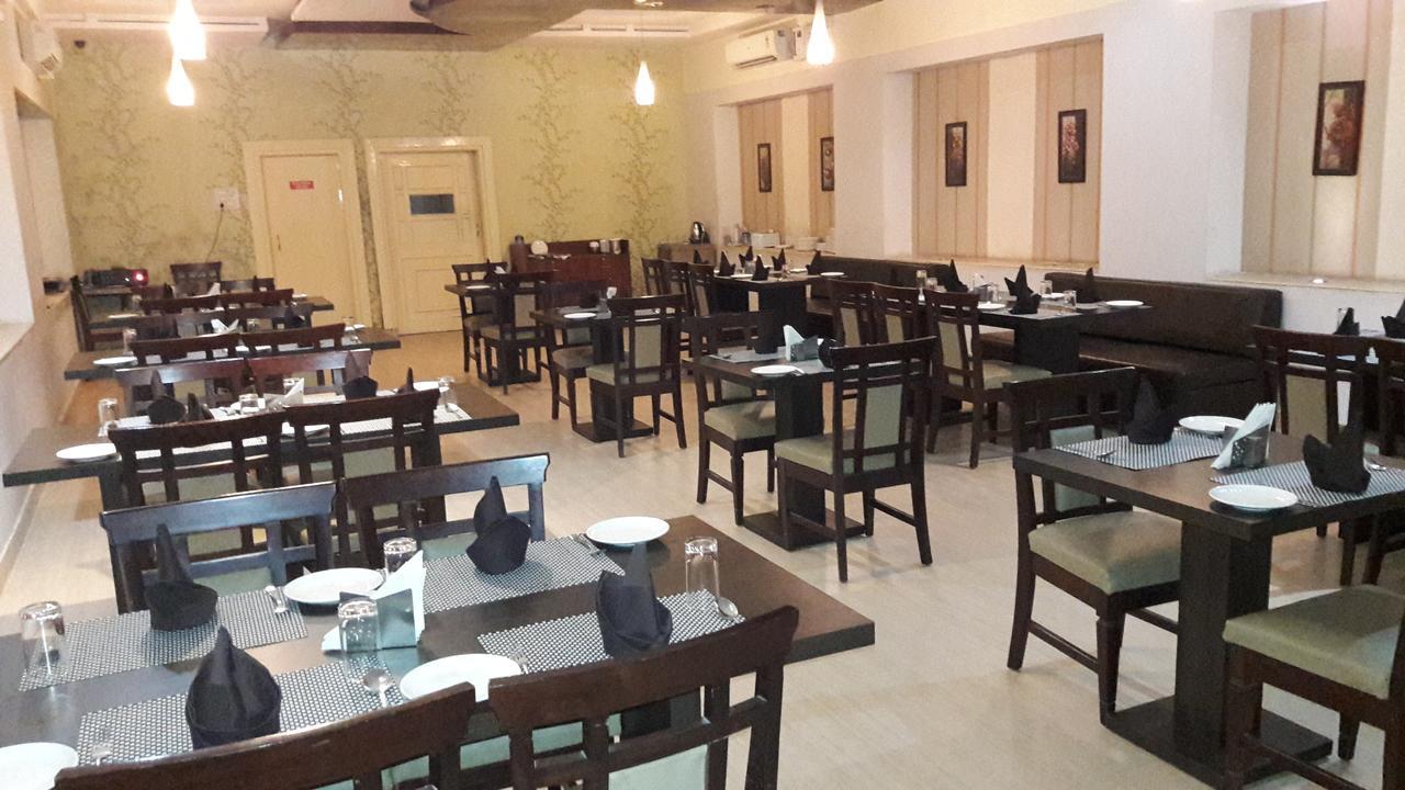 Aroma Residency Hotel Tinsukia Eksteriør billede